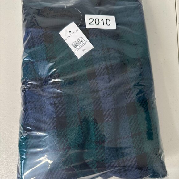 Ann Taylor Crew Neck Sweater Size XL Plaid Rainforest Relaxed fit - Picture 5 of 11